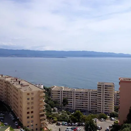 Апартаменты A A 500 M De La Avec Vue Sur La Terrasse Et Wifi Аяччо